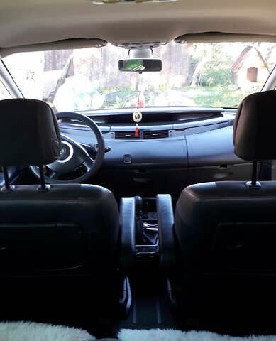 Черный Рено Эспейс, объемом двигателя 2 л и пробегом 238 тыс. км за 6600 $, фото 7 на Automoto.ua