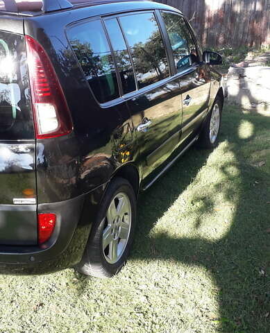 Черный Рено Эспейс, объемом двигателя 2 л и пробегом 238 тыс. км за 6600 $, фото 14 на Automoto.ua