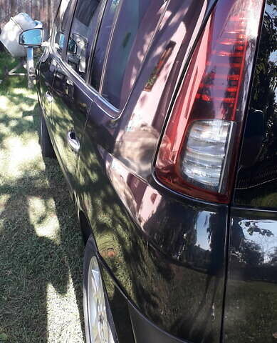 Черный Рено Эспейс, объемом двигателя 2 л и пробегом 238 тыс. км за 6600 $, фото 12 на Automoto.ua