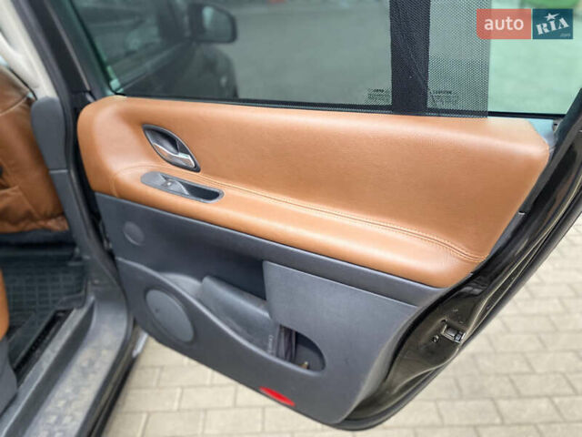 Чорний Рено Еспейс, об'ємом двигуна 2 л та пробігом 256 тис. км за 7499 $, фото 41 на Automoto.ua