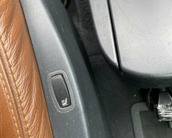 Чорний Рено Еспейс, об'ємом двигуна 2 л та пробігом 256 тис. км за 7499 $, фото 35 на Automoto.ua