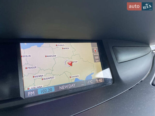 Чорний Рено Еспейс, об'ємом двигуна 2 л та пробігом 256 тис. км за 7499 $, фото 34 на Automoto.ua