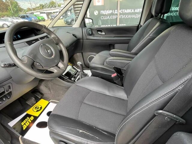 Черный Рено Эспейс, объемом двигателя 2 л и пробегом 197 тыс. км за 7800 $, фото 9 на Automoto.ua