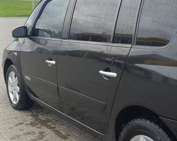Черный Рено Эспейс, объемом двигателя 2 л и пробегом 300 тыс. км за 7700 $, фото 11 на Automoto.ua