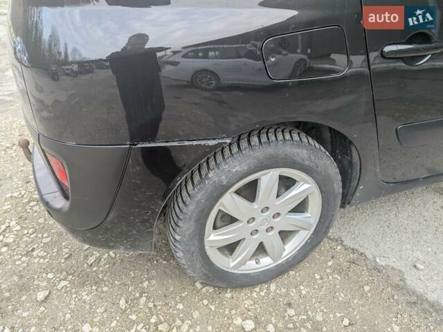 Чорний Рено Еспейс, об'ємом двигуна 2 л та пробігом 350 тис. км за 6700 $, фото 10 на Automoto.ua