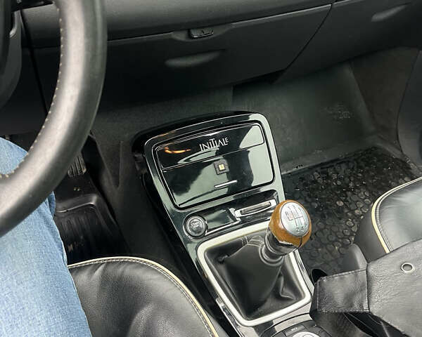 Чорний Рено Еспейс, об'ємом двигуна 2 л та пробігом 305 тис. км за 6700 $, фото 11 на Automoto.ua