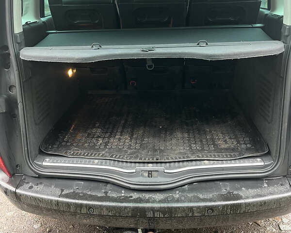 Чорний Рено Еспейс, об'ємом двигуна 2 л та пробігом 305 тис. км за 6700 $, фото 4 на Automoto.ua