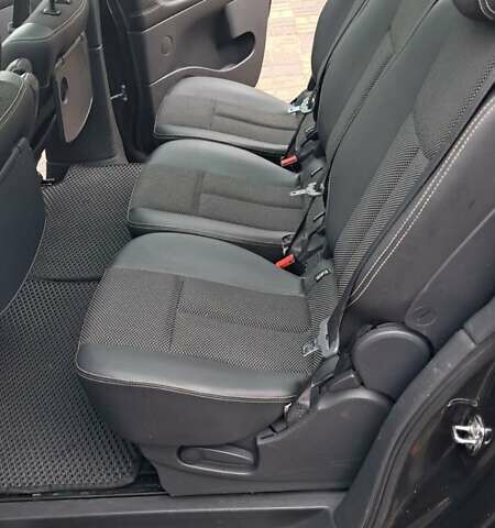 Черный Рено Эспейс, объемом двигателя 2 л и пробегом 425 тыс. км за 7800 $, фото 14 на Automoto.ua