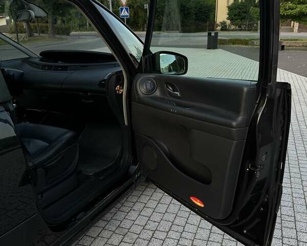 Черный Рено Эспейс, объемом двигателя 2 л и пробегом 268 тыс. км за 8800 $, фото 49 на Automoto.ua