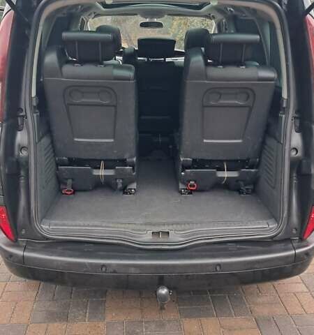 Черный Рено Эспейс, объемом двигателя 2 л и пробегом 425 тыс. км за 7800 $, фото 18 на Automoto.ua