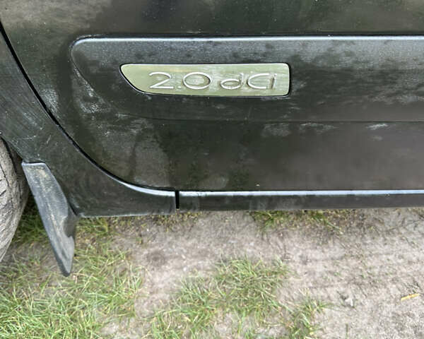 Черный Рено Эспейс, объемом двигателя 2 л и пробегом 390 тыс. км за 7000 $, фото 9 на Automoto.ua