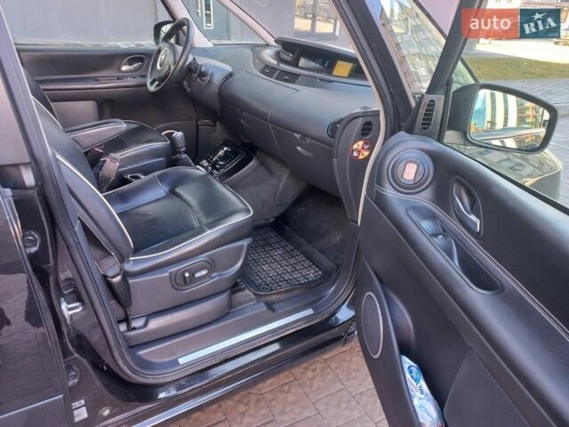 Черный Рено Эспейс, объемом двигателя 2 л и пробегом 310 тыс. км за 7500 $, фото 24 на Automoto.ua