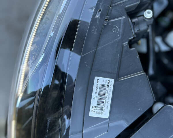 Чорний Рено Еспейс, об'ємом двигуна 1.6 л та пробігом 161 тис. км за 15450 $, фото 62 на Automoto.ua