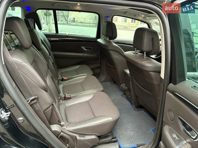 Черный Рено Эспейс, объемом двигателя 1.6 л и пробегом 280 тыс. км за 14200 $, фото 32 на Automoto.ua