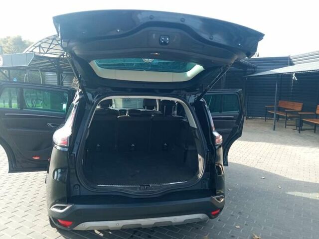 Черный Рено Эспейс, объемом двигателя 1.6 л и пробегом 260 тыс. км за 15800 $, фото 17 на Automoto.ua