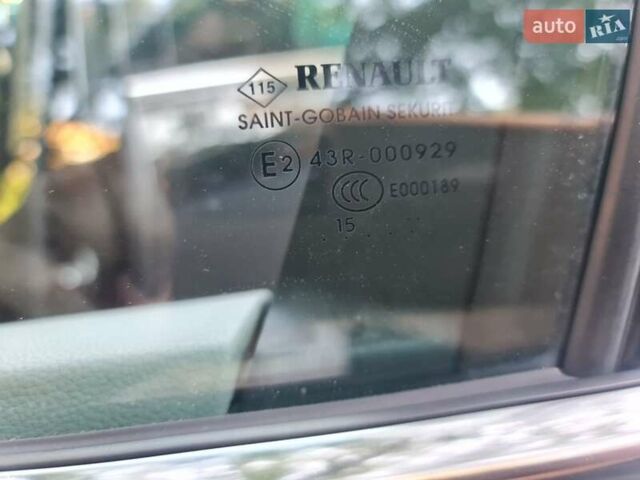 Рено Еспейс 2015 у Чернівцях на Automoto.ua Чорний Рено Еспейс, об'ємом двигуна 1.6 л та пробігом 190 тис. км за 16300 $, фото 8 на Automoto.ua