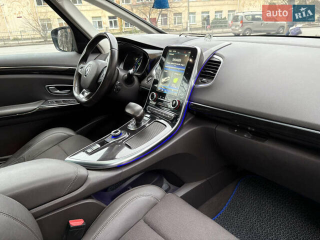 Черный Рено Эспейс, объемом двигателя 1.6 л и пробегом 280 тыс. км за 14200 $, фото 29 на Automoto.ua