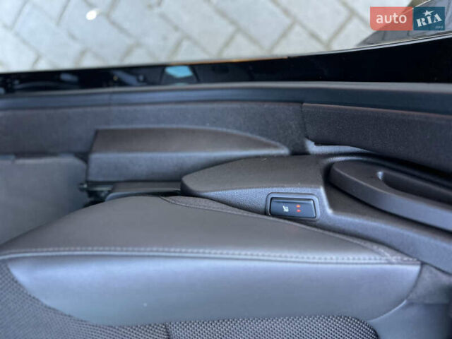 Чорний Рено Еспейс, об'ємом двигуна 1.6 л та пробігом 161 тис. км за 15450 $, фото 53 на Automoto.ua