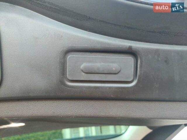 Чорний Рено Еспейс, об'ємом двигуна 1.6 л та пробігом 192 тис. км за 15699 $, фото 29 на Automoto.ua