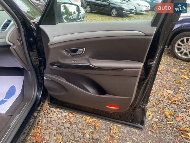 Чорний Рено Еспейс, об'ємом двигуна 1.6 л та пробігом 231 тис. км за 16545 $, фото 11 на Automoto.ua