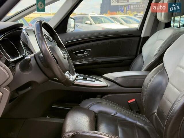 Рено Эспейс 2016 в Львове на Automoto.ua Черный Рено Эспейс, объемом двигателя 1.6 л и пробегом 262 тыс. км за 14990 $, фото 16 на Automoto.ua