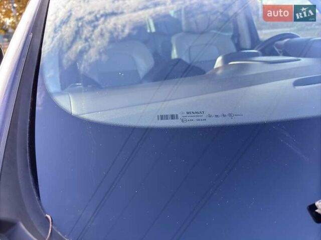 Рено Эспейс 2016 в Полтаве на Automoto.ua Черный Рено Эспейс, объемом двигателя 1.6 л и пробегом 215 тыс. км за 18950 $, фото 25 на Automoto.ua
