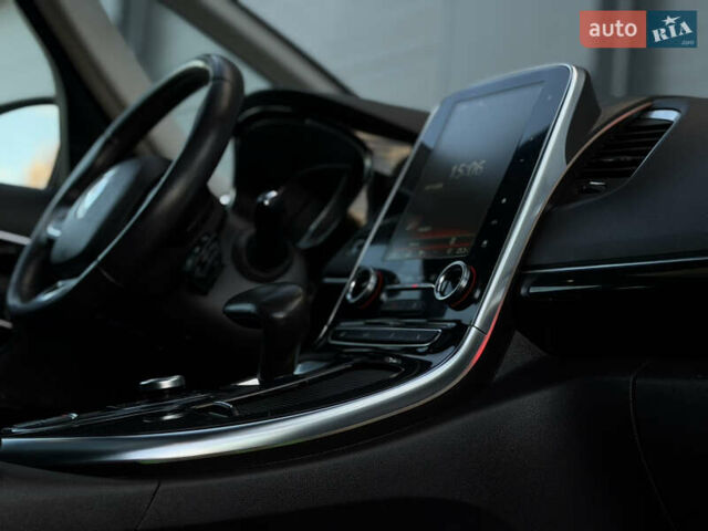 Чорний Рено Еспейс, об'ємом двигуна 1.6 л та пробігом 260 тис. км за 15299 $, фото 45 на Automoto.ua