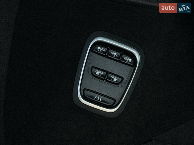 Чорний Рено Еспейс, об'ємом двигуна 1.6 л та пробігом 260 тис. км за 15299 $, фото 67 на Automoto.ua