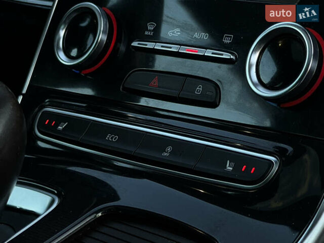 Чорний Рено Еспейс, об'ємом двигуна 1.6 л та пробігом 260 тис. км за 15299 $, фото 58 на Automoto.ua