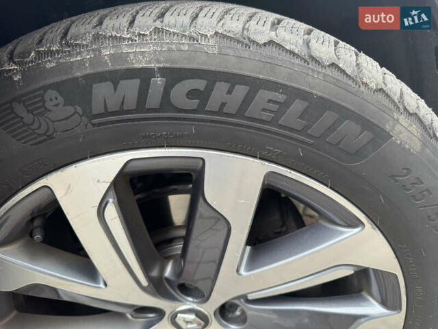 Чорний Рено Еспейс, об'ємом двигуна 1.6 л та пробігом 288 тис. км за 15700 $, фото 20 на Automoto.ua