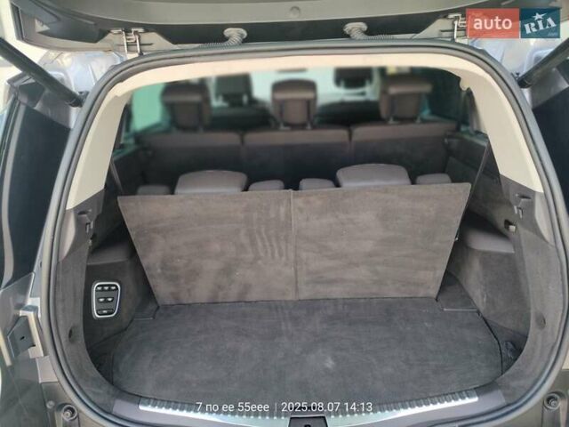 Чорний Рено Еспейс, об'ємом двигуна 1.6 л та пробігом 190 тис. км за 15699 $, фото 14 на Automoto.ua