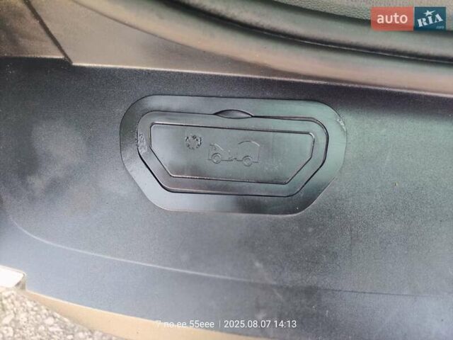 Чорний Рено Еспейс, об'ємом двигуна 1.6 л та пробігом 190 тис. км за 15699 $, фото 41 на Automoto.ua