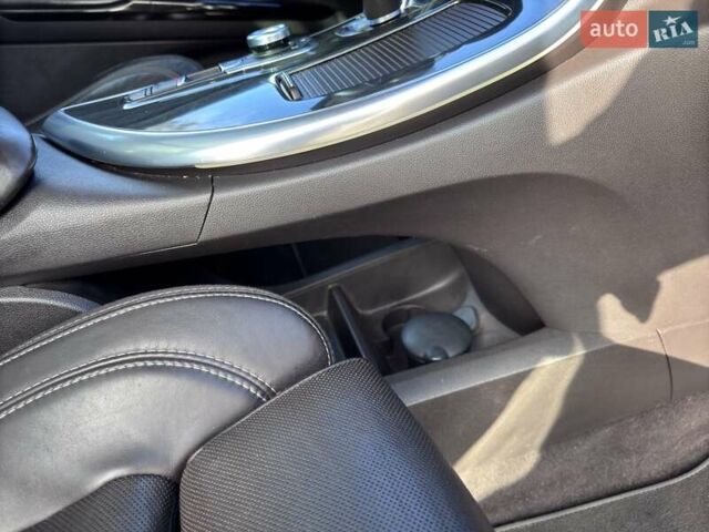 Рено Эспейс 2016 в Полтаве на Automoto.ua Черный Рено Эспейс, объемом двигателя 1.6 л и пробегом 215 тыс. км за 18950 $, фото 52 на Automoto.ua