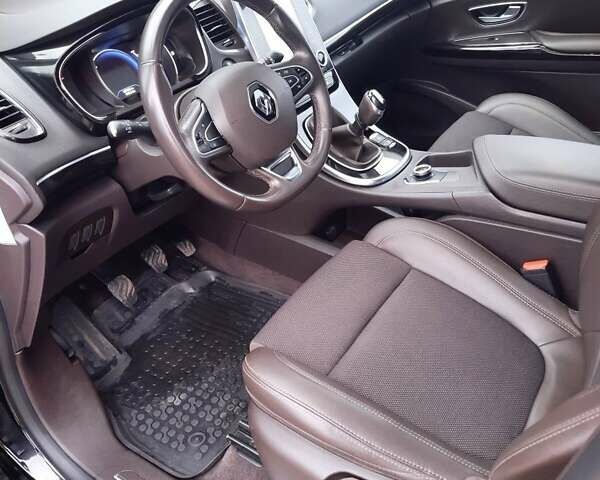 Черный Рено Эспейс, объемом двигателя 1.6 л и пробегом 190 тыс. км за 16500 $, фото 3 на Automoto.ua