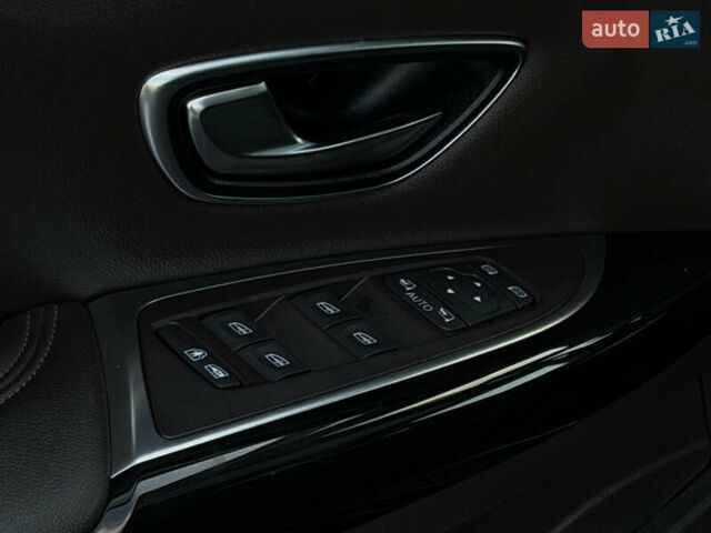 Чорний Рено Еспейс, об'ємом двигуна 1.6 л та пробігом 260 тис. км за 15299 $, фото 32 на Automoto.ua