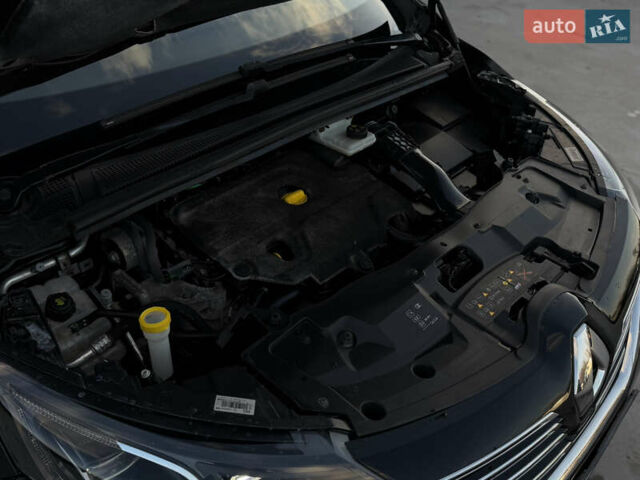 Чорний Рено Еспейс, об'ємом двигуна 1.6 л та пробігом 260 тис. км за 15299 $, фото 26 на Automoto.ua