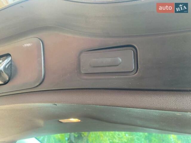 Чорний Рено Еспейс, об'ємом двигуна 1.6 л та пробігом 231 тис. км за 16545 $, фото 33 на Automoto.ua