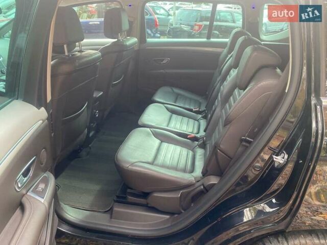 Чорний Рено Еспейс, об'ємом двигуна 1.6 л та пробігом 231 тис. км за 16545 $, фото 32 на Automoto.ua