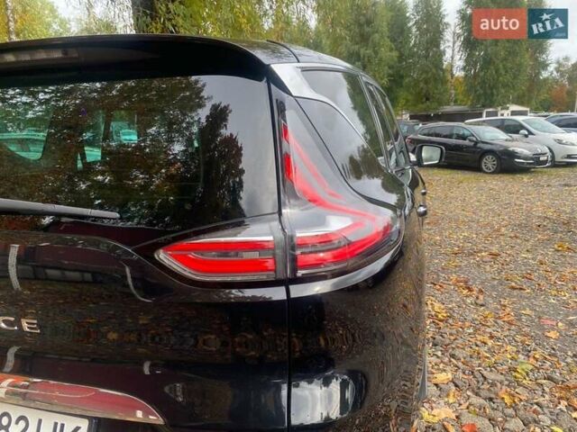 Чорний Рено Еспейс, об'ємом двигуна 1.6 л та пробігом 231 тис. км за 16545 $, фото 27 на Automoto.ua