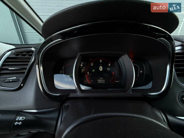 Чорний Рено Еспейс, об'ємом двигуна 1.6 л та пробігом 260 тис. км за 15299 $, фото 40 на Automoto.ua