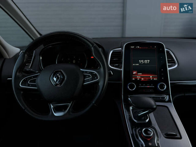 Чорний Рено Еспейс, об'ємом двигуна 1.6 л та пробігом 260 тис. км за 15299 $, фото 50 на Automoto.ua