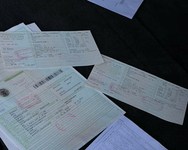 Чорний Рено Еспейс, об'ємом двигуна 1.6 л та пробігом 260 тис. км за 15299 $, фото 72 на Automoto.ua