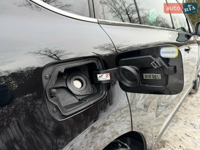 Чорний Рено Еспейс, об'ємом двигуна 1.6 л та пробігом 226 тис. км за 17299 $, фото 45 на Automoto.ua