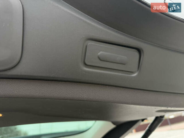 Чорний Рено Еспейс, об'ємом двигуна 1.6 л та пробігом 226 тис. км за 17299 $, фото 55 на Automoto.ua