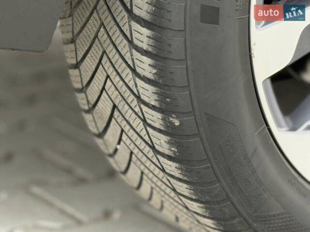 Чорний Рено Еспейс, об'ємом двигуна 1.6 л та пробігом 226 тис. км за 17299 $, фото 19 на Automoto.ua