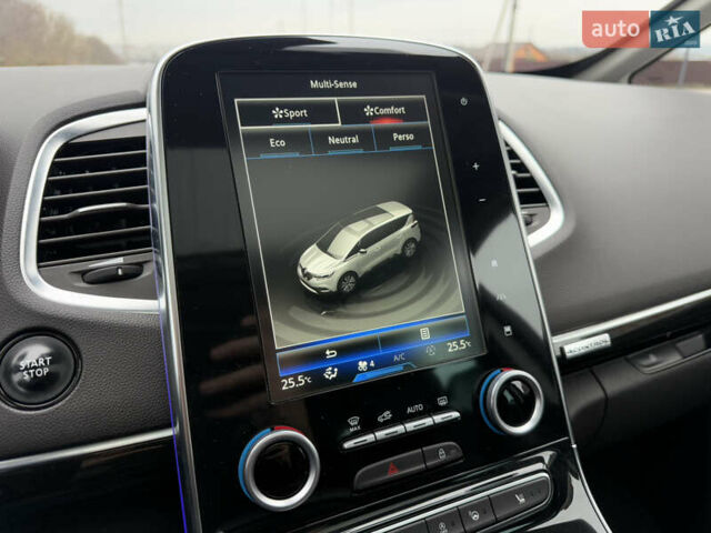 Чорний Рено Еспейс, об'ємом двигуна 1.6 л та пробігом 226 тис. км за 17299 $, фото 40 на Automoto.ua