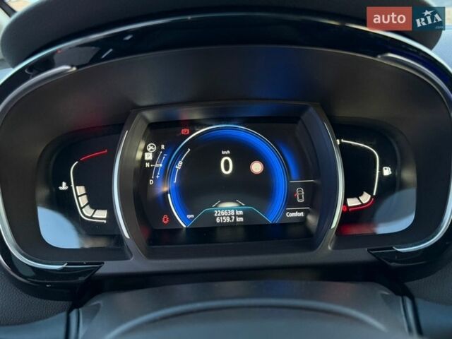 Черный Рено Эспейс, объемом двигателя 1.6 л и пробегом 226 тыс. км за 16500 $, фото 26 на Automoto.ua