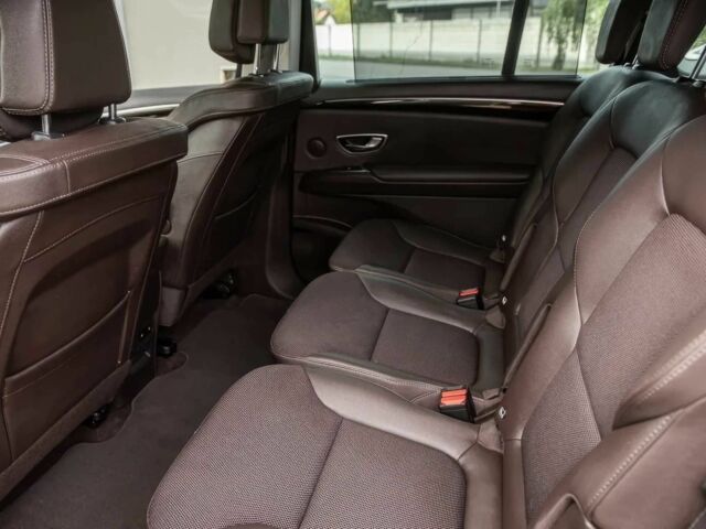 Черный Рено Эспейс, объемом двигателя 2 л и пробегом 44 тыс. км за 12900 $, фото 11 на Automoto.ua