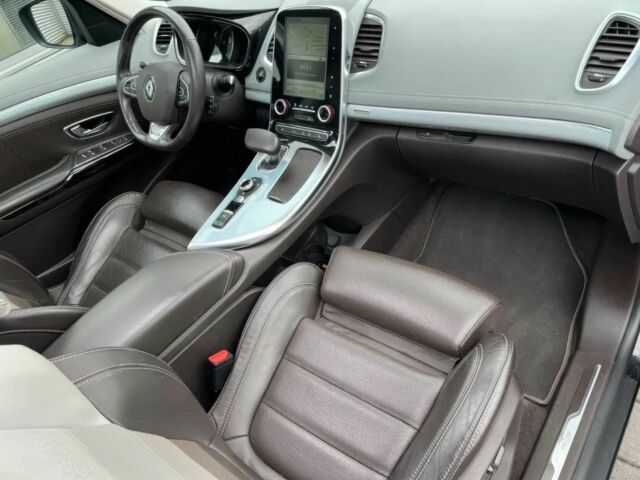 Черный Рено Эспейс, объемом двигателя 1.6 л и пробегом 57 тыс. км за 9500 $, фото 7 на Automoto.ua