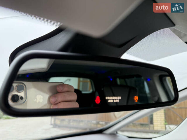 Фиолетовый Рено Эспейс, объемом двигателя 1.6 л и пробегом 204 тыс. км за 16599 $, фото 90 на Automoto.ua